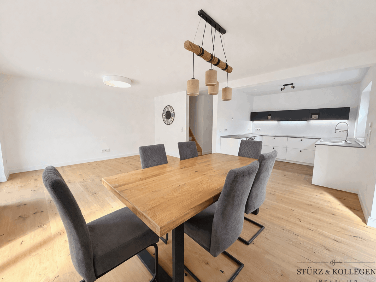 Wohn-Esszimmer 1
