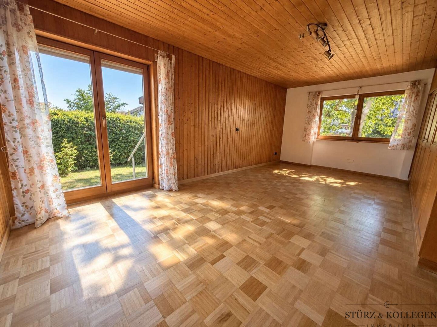 Schlafzimmer EG